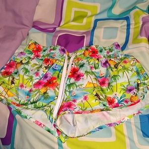 Athletic material multi color shorts